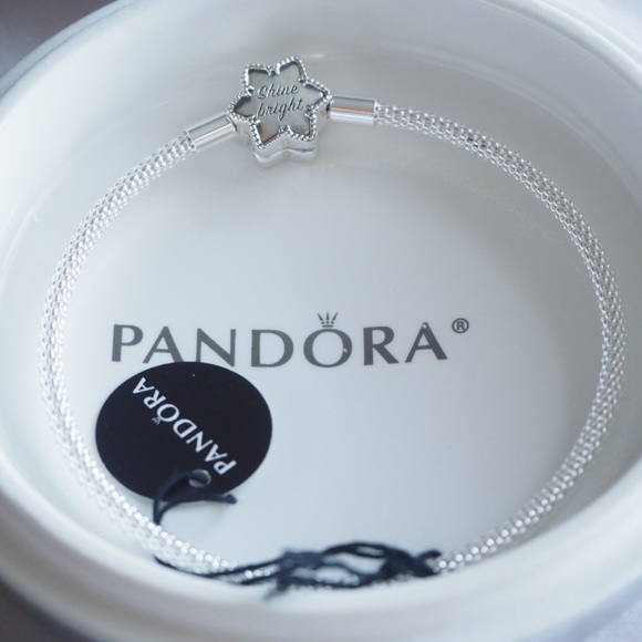 Pandora Bright Snowflake Mesh Bracelet 598616C01 - Picture 2 of 4